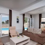 Family Friendly House With A Swimming Pool Skrip, Brac - 20897 度假居 *