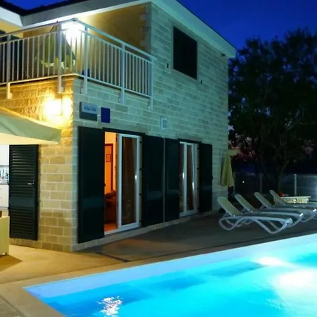 度假居 Family Friendly House With A Swimming Pool Skrip, Brac - 20897 苏佩塔尔